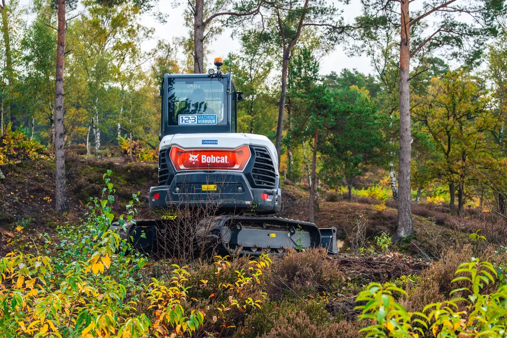 Bobcat-E60
