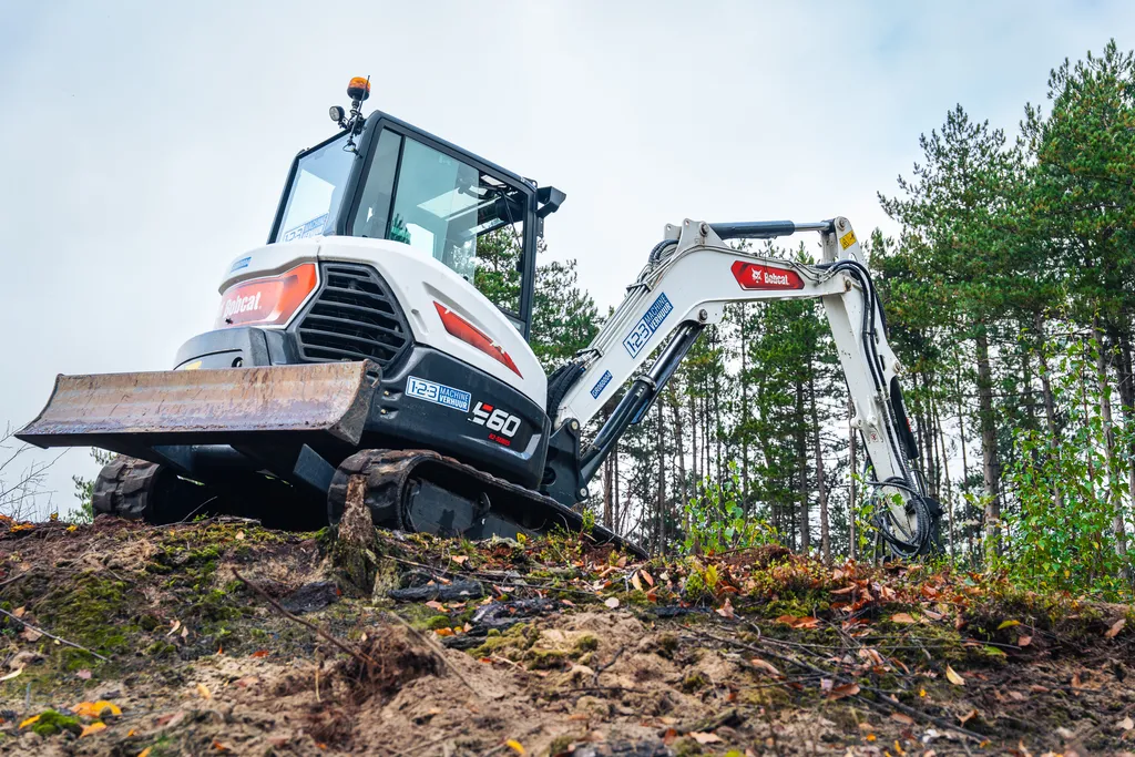 Bobcat-E60-123Machineverhuur
